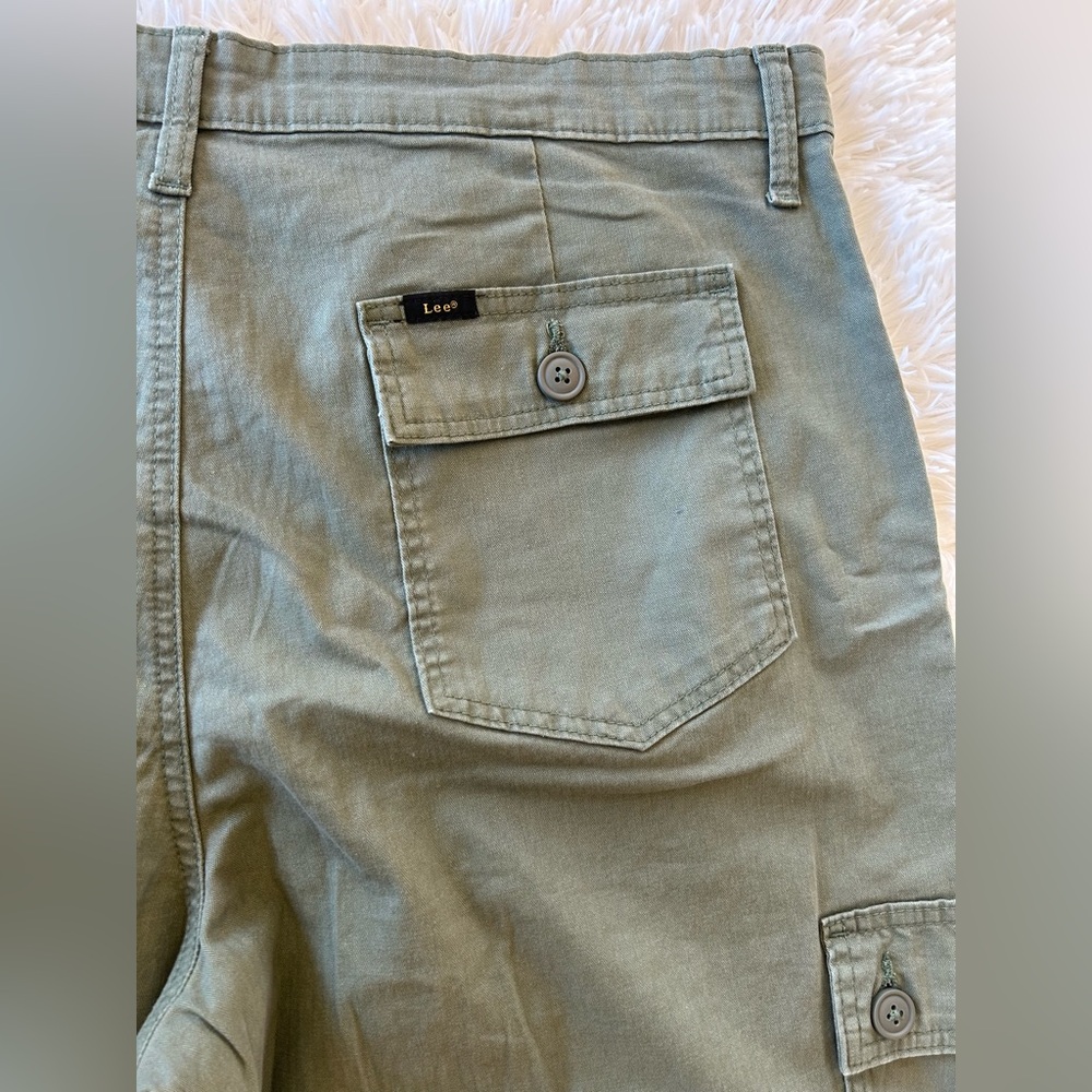 Lee | Heritage Loose Striaght Green Wide Leg Cargo Pants - Picture 9 of 9